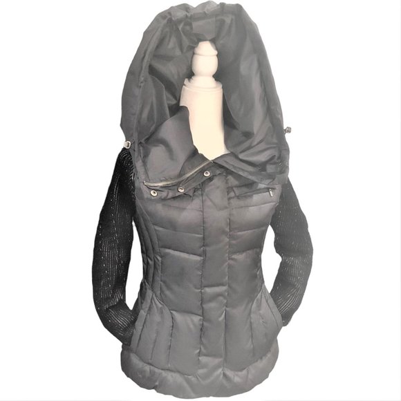 COLE HAAN Signature Hooded Down Feathers Quilted Stylish Puffer Vest Sz XS/S - Picture 7 of 7